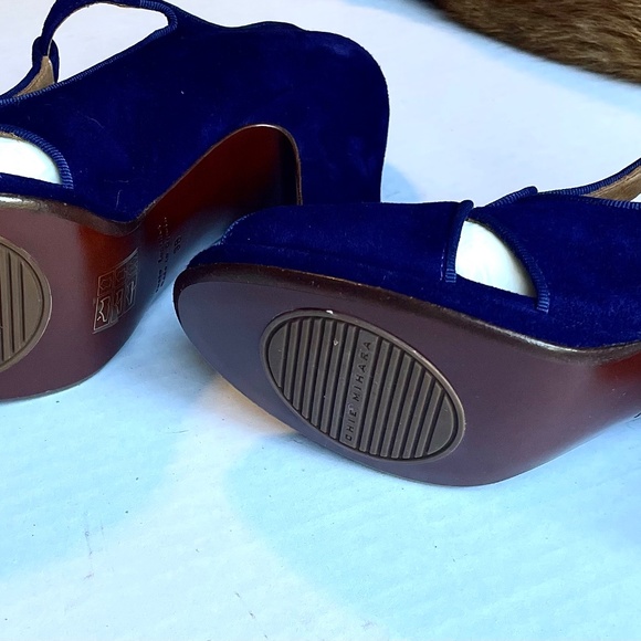 Plum Purple T-Strap Peep Toe Chunky Heel Shoes - Picture 7 of 7